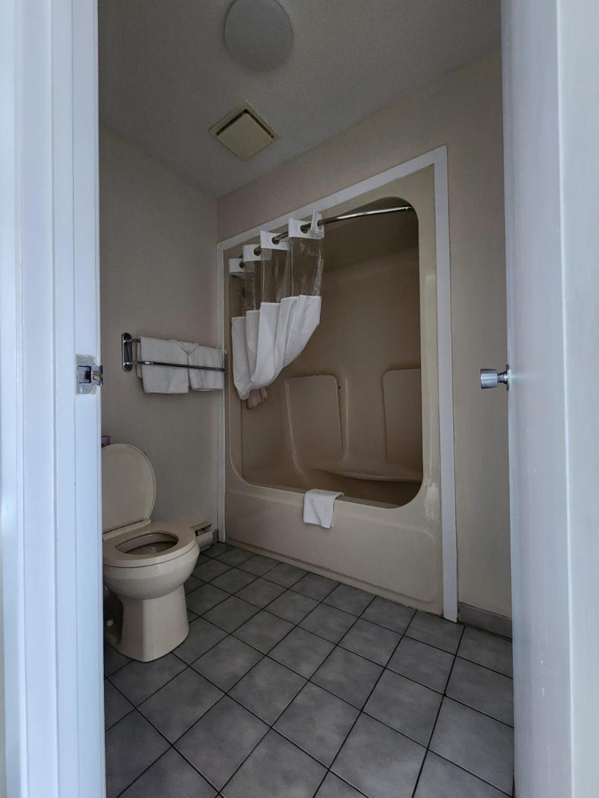 Falls Lodge & Suites Niagara Şelalesi Dış mekan fotoğraf