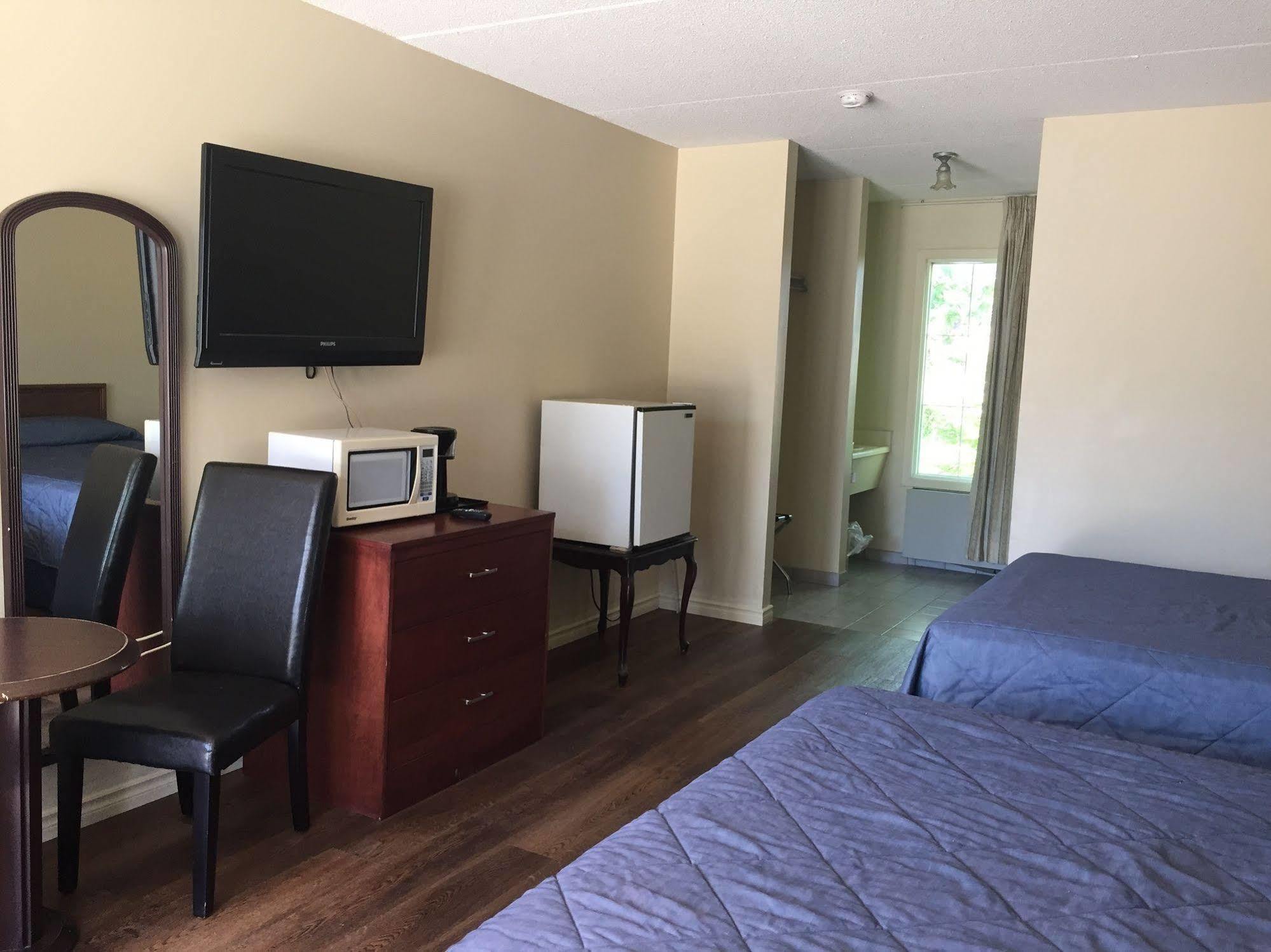 Falls Lodge & Suites Niagara Şelalesi Dış mekan fotoğraf